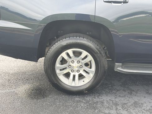 Used 2019 Chevrolet Tahoe LT RWD image 34