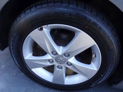 Used 2013 Hyundai Elantra GLS image 21