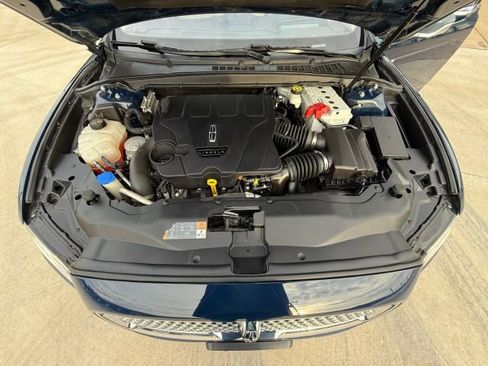 Used 2018 Lincoln Continental Reserve image 22