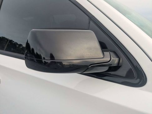 Used 2018 Chevrolet Tahoe LT RWD image 12