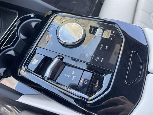 New 2025 BMW 530i image 22