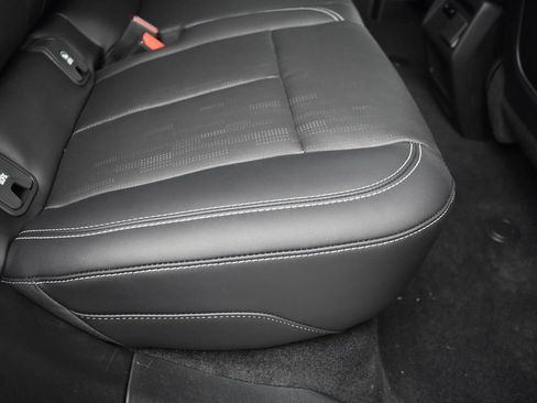 New 2026 Cadillac Optiq Sport 2 image 34