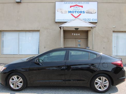 Used 2019 Hyundai Elantra SEL w/ Cargo Package FWD image 5