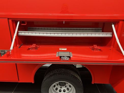 New 2026 Ford Transit 350 DRW w/ Exterior Upgrade Package image 27