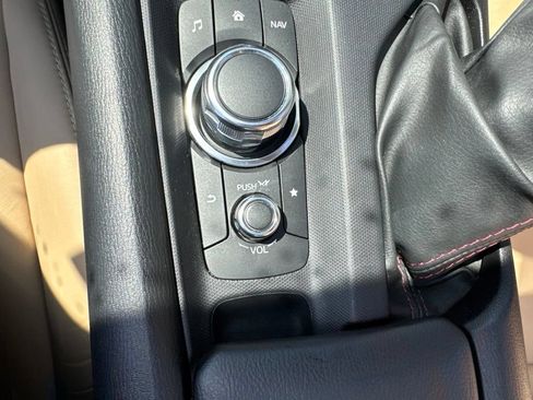 Used 2019 MAZDA MX-5 Miata RF Grand Touring RWD image 54
