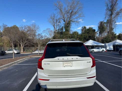 Certified 2023 Volvo XC90 B6 Core w/ Protection Package Premier image 16