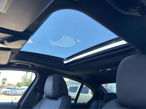 Used 2021 BMW 330i Sedan w/ Convenience Package image 7