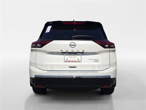 New 2026 Nissan Rogue Platinum AWD/4WD image 4