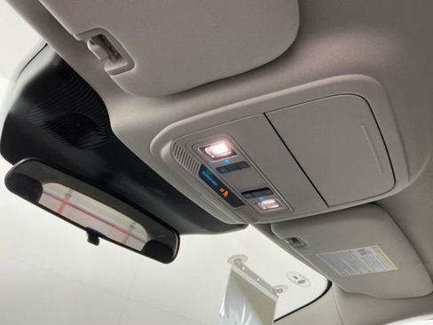 New 2026 Ford Explorer Active w/ Active Comfort Package image 22