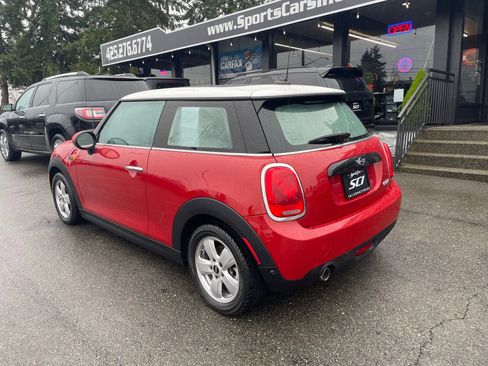 Used 2016 MINI Cooper 2-Door Hardtop image 3