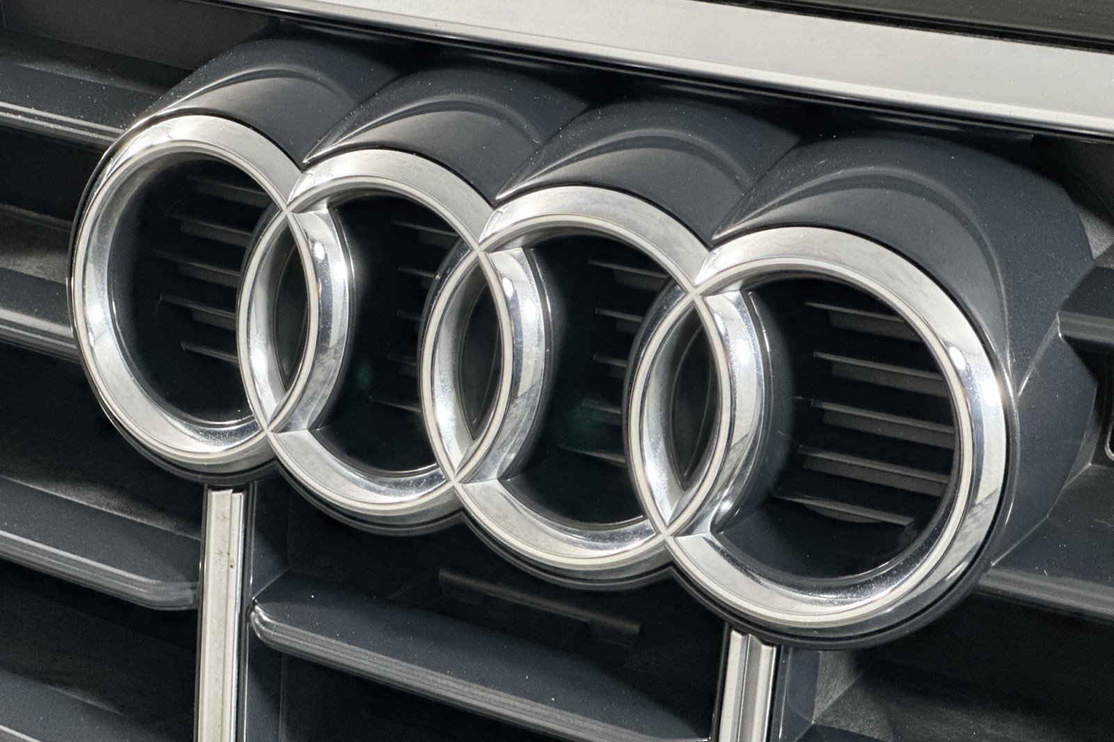 Used 2023 Audi Q5 2.0T Premium AWD/4WD image 15