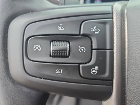 Used 2025 GMC Sierra 1500 Denali w/ Technology Package AWD/4WD image 17