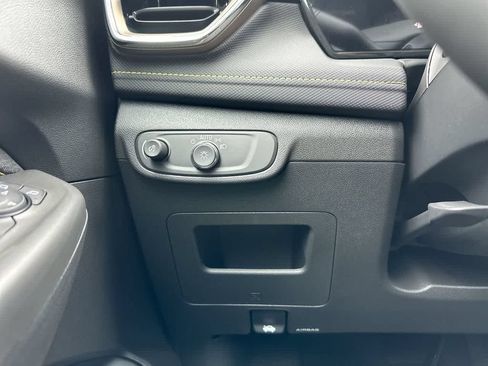 Used 2025 Chevrolet TrailBlazer ACTIV w/ Convenience Package FWD image 18
