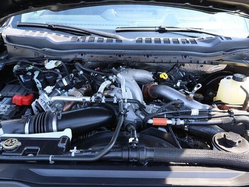 Used 2024 Ford F350 Platinum AWD/4WD image 10