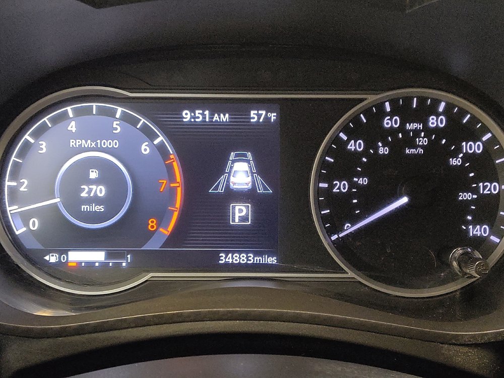Used 2024 Nissan Versa SR FWD image 23
