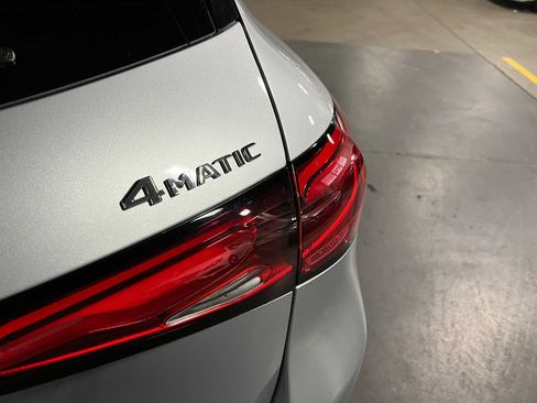 Certified 2025 Mercedes-Benz GLC 300 4MATIC image 16