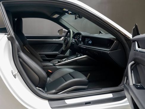 Certified 2023 Porsche 911 Turbo S AWD/4WD image 34