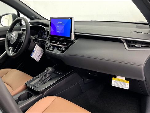 New 2026 Toyota Corolla Cross XLE image 6