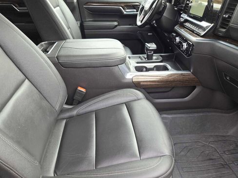 Certified 2024 GMC Sierra 1500 Elevation w/ Elevation Premium Package image 14