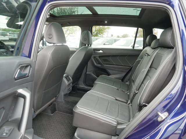 Certified 2023 Volkswagen Tiguan SEL R-Line AWD/4WD image 17
