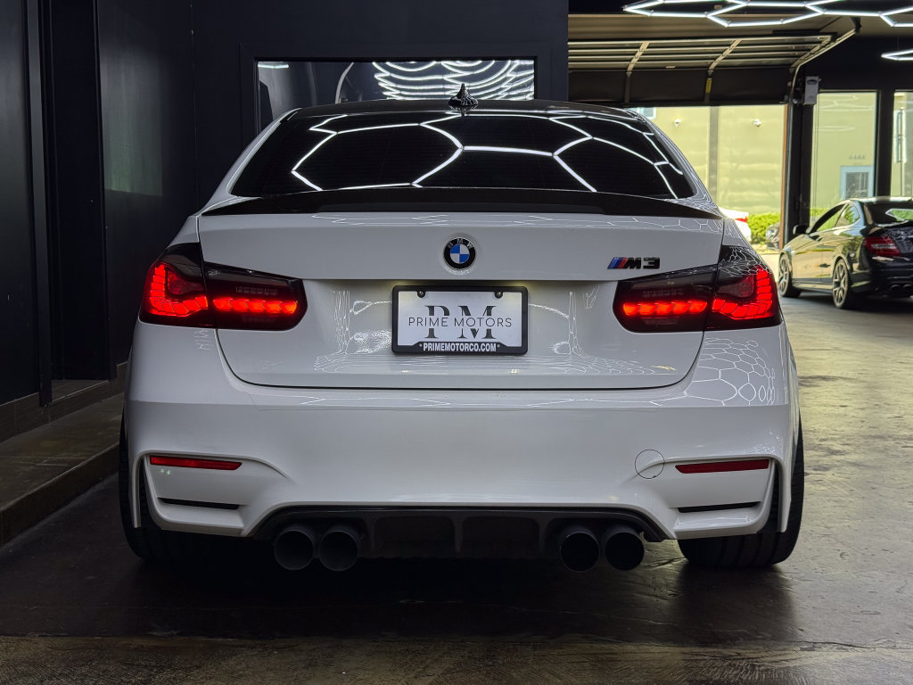 Used 2016 BMW M3 RWD image 8