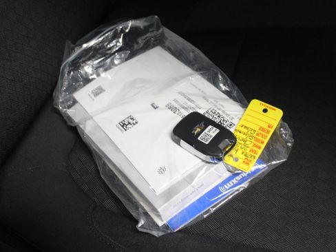 Used 2021 Chevrolet Silverado 1500 LT Trail Boss image 23