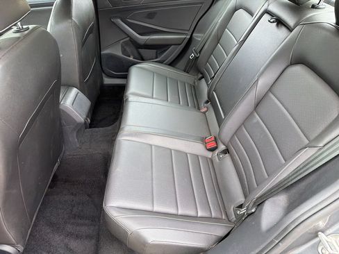 Used 2024 Volkswagen Jetta SE FWD image 20