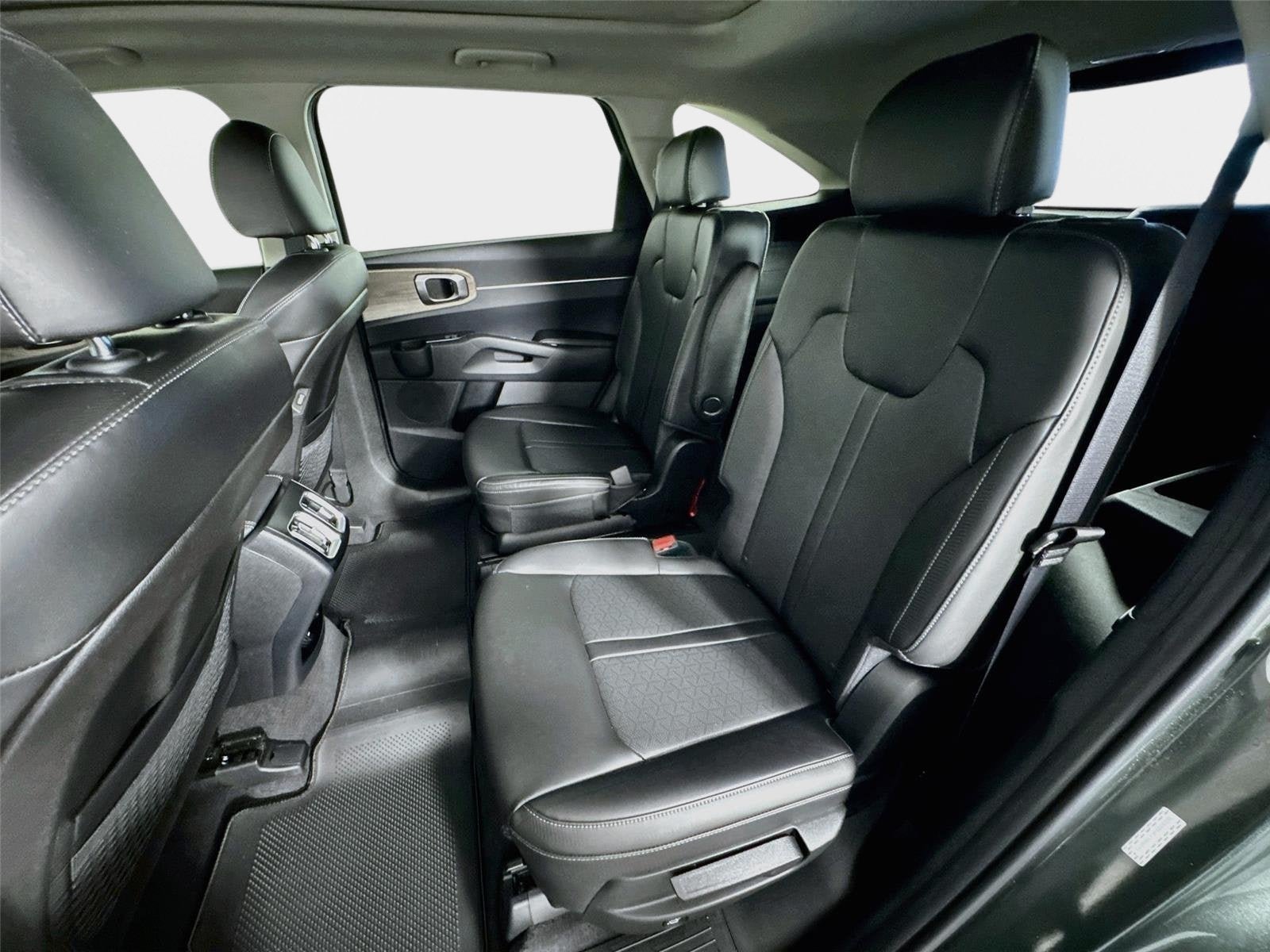 Certified 2023 Kia Sorento X-Line EX AWD/4WD image 23