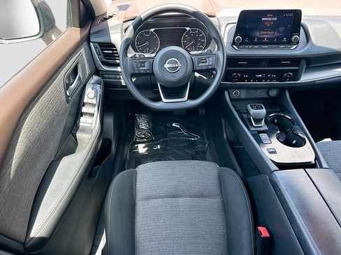 Certified 2023 Nissan Rogue SV image 20