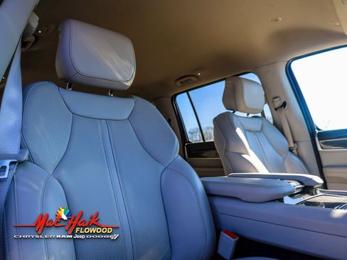 Used 2022 Jeep Wagoneer Series II image 14