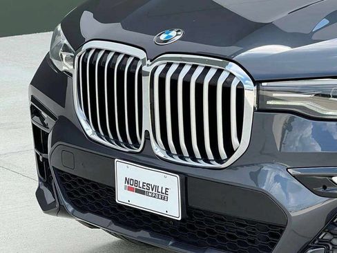 Used 2020 BMW X7 xDrive40i w/ M Sport Package AWD/4WD image 43