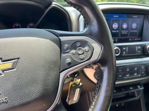 Used 2021 Chevrolet Colorado LT w/ Fleet Safety Package image 17