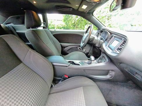 Used 2017 Dodge Challenger SXT RWD image 53