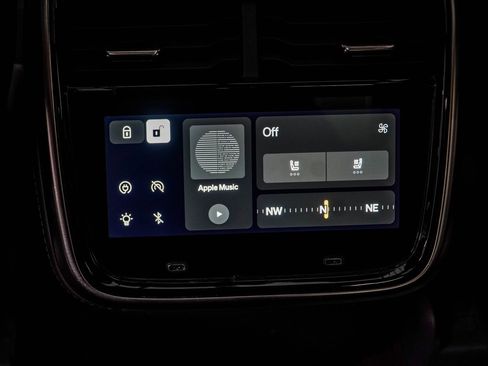 Used 2022 Rivian R1T Launch Edition AWD/4WD image 23