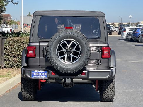 New 2026 Jeep Wrangler Unlimited Rubicon image 10