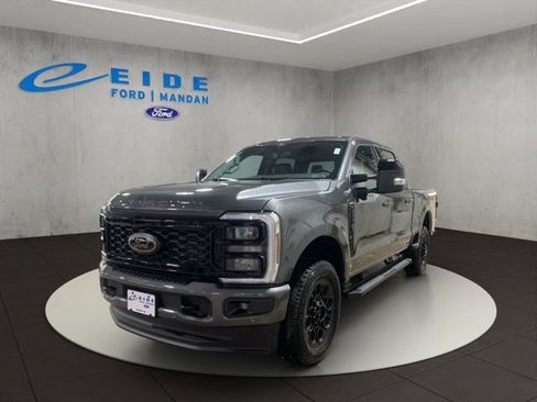 New 2026 Ford F250 Lariat w/ Black Appearance Package AWD/4WD image 3