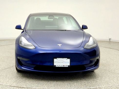 Used 2023 Tesla Model 3 Standard Range RWD image 2
