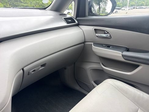 Used 2016 Honda Odyssey Touring image 17