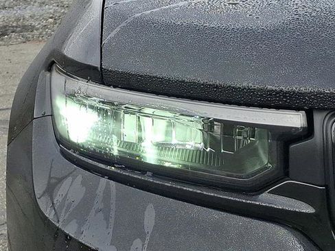 New 2025 Jeep Grand Cherokee Altitude image 6