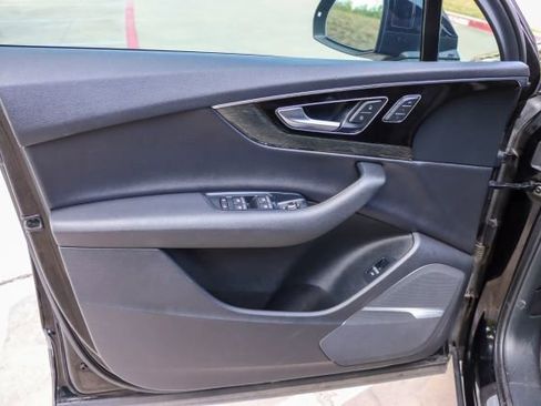 Used 2018 Audi Q7 3.0T Prestige w/ Prestige Package image 20