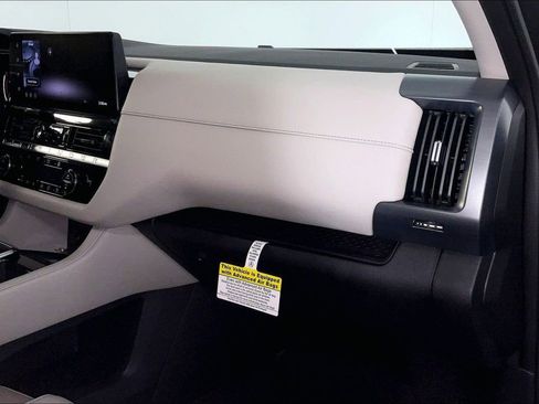 New 2026 Nissan Pathfinder SL image 21