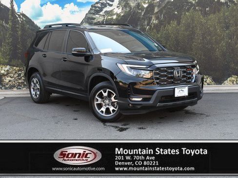 Used 2023 Honda Passport TrailSport image 1
