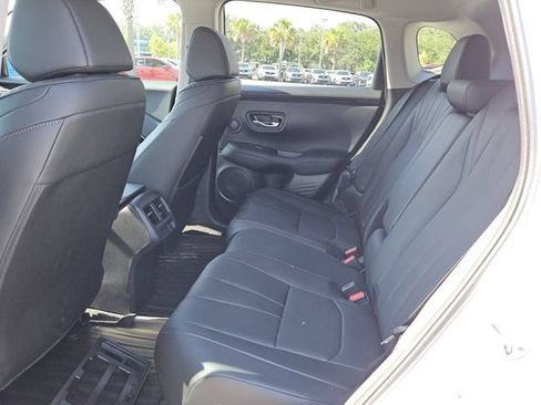 Certified 2025 Acura ADX FWD image 4