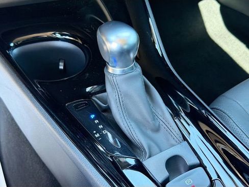 Used 2022 Toyota C-HR Limited image 26