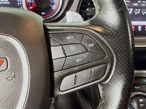 Used 2022 Dodge Challenger GT image 15