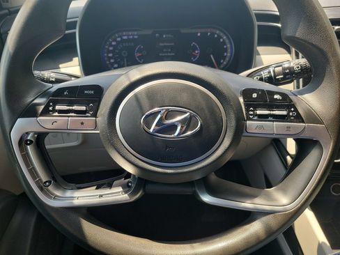 Used 2023 Hyundai Tucson SEL FWD image 12