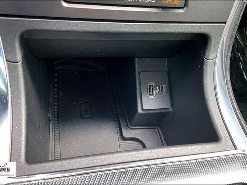 Certified 2021 Ford Edge Titanium FWD image 31