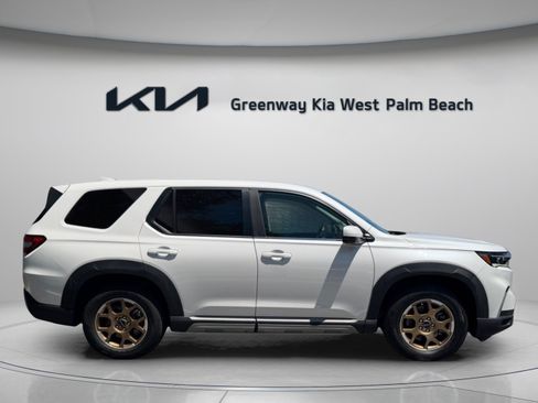 Used 2024 Honda Pilot EX-L image 8