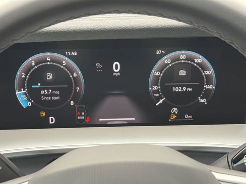 New 2026 Volkswagen Tiguan SE R-Line image 27