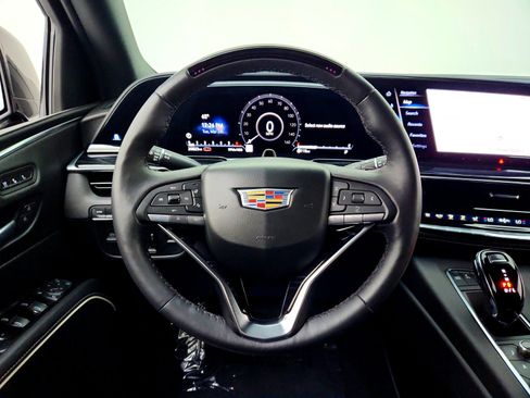 Used 2023 Cadillac Escalade Sport w/ LPO, ONYX Package image 18